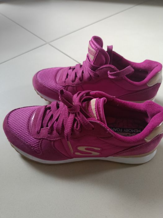 Skechers 37,5 jak nowe