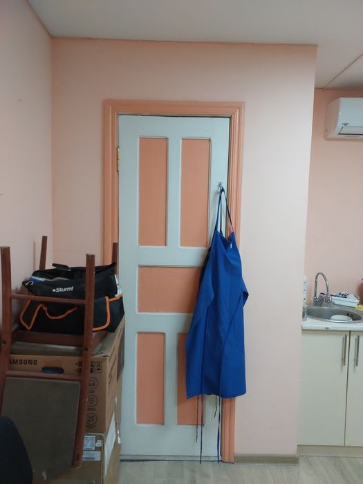 Здається приміщення (2 кімнати) в центрі міста в центрі