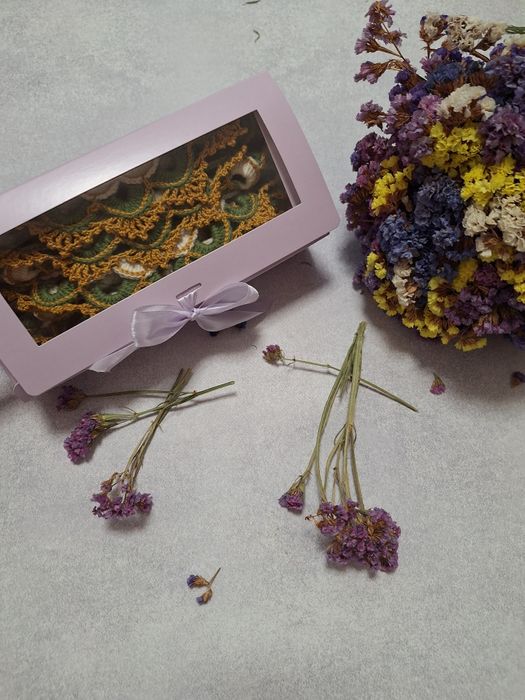 В’язані підтарільники ручної роботи. Серветки для сервірування столу.