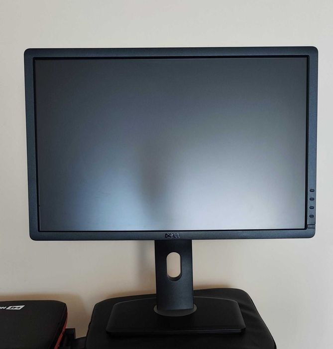 Monitor Dell 2213T 22 cale obrotowy ekran i zmiana pozycji w pionie