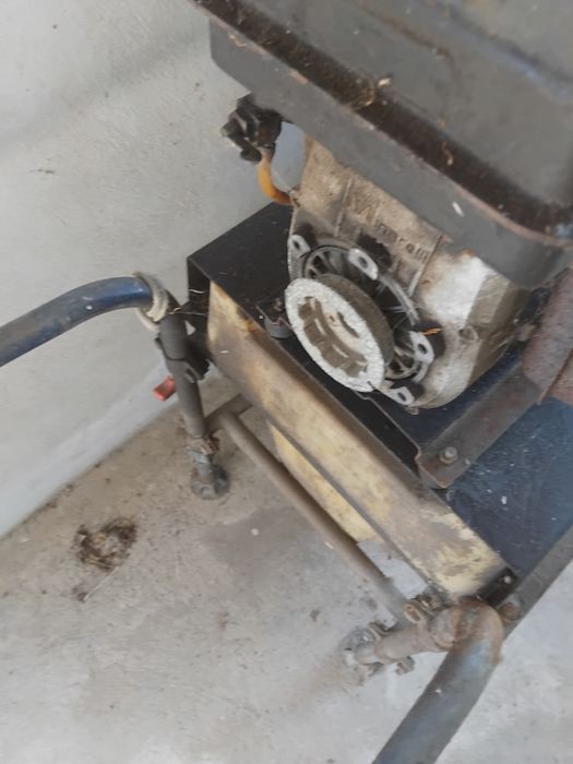 Pulverizador em carrinho