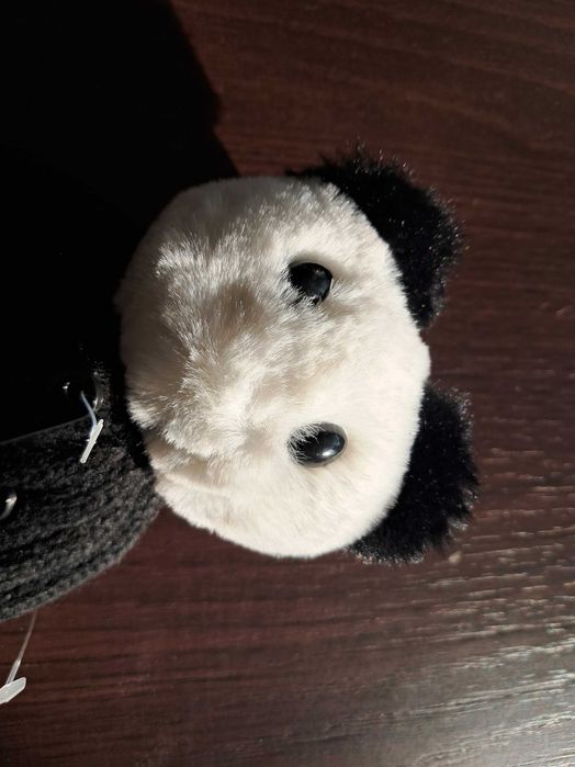 Czapka z pomponem pandą