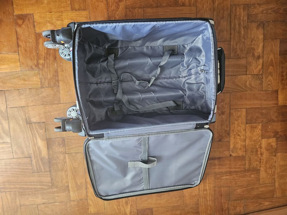 Conjunto de malas em couro