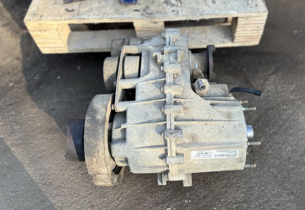 Роздатка Роздаточна коробка Jeep Grand Cherokee Wj 2.7