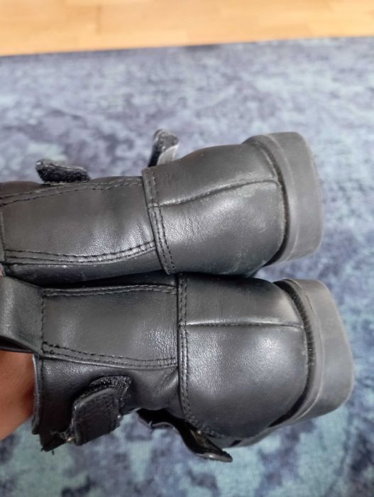 Skórzane botki typu biker ZARA rozmiar 23