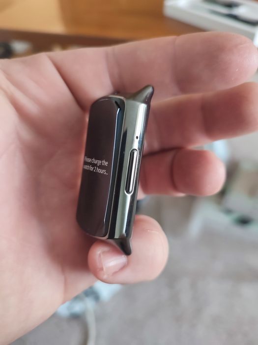 Damski smartwatch