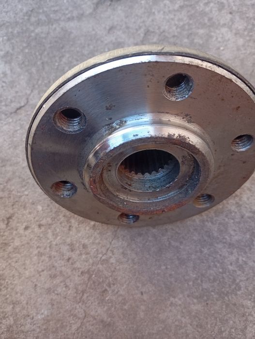 Ступиця Таврія..