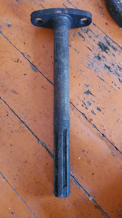 Запчастини трактора  кпп та моста т74