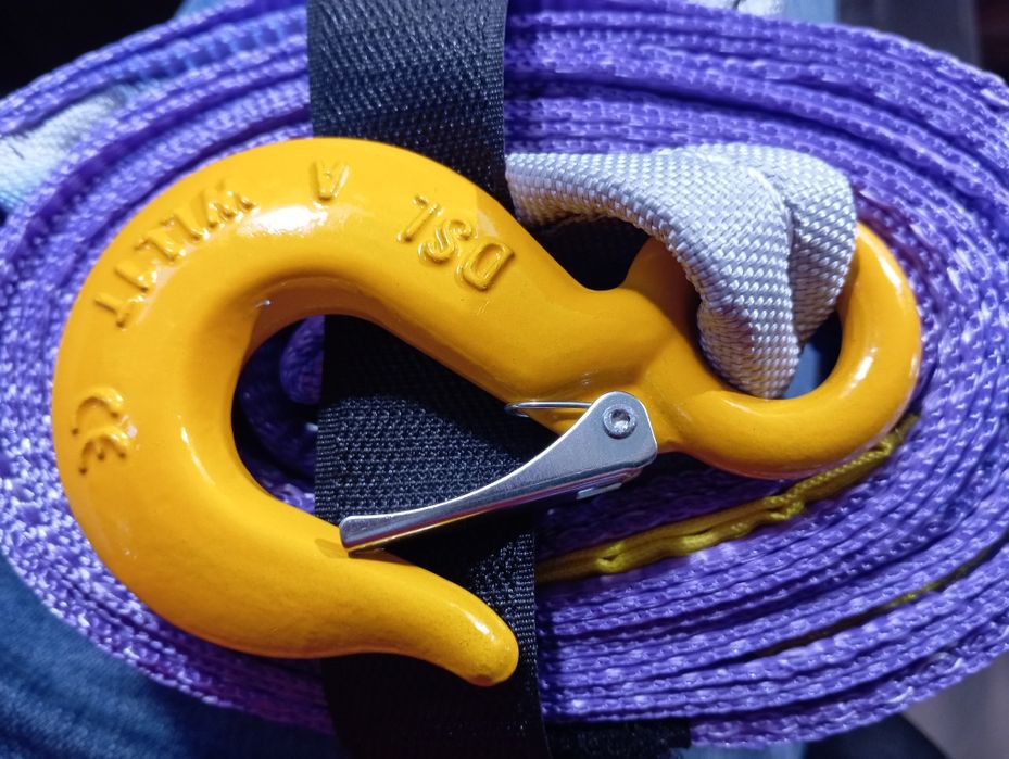 Трос Буксировочный,Ремень крюк-крюк для авто 2т,3т,5т,10т... в Наличии