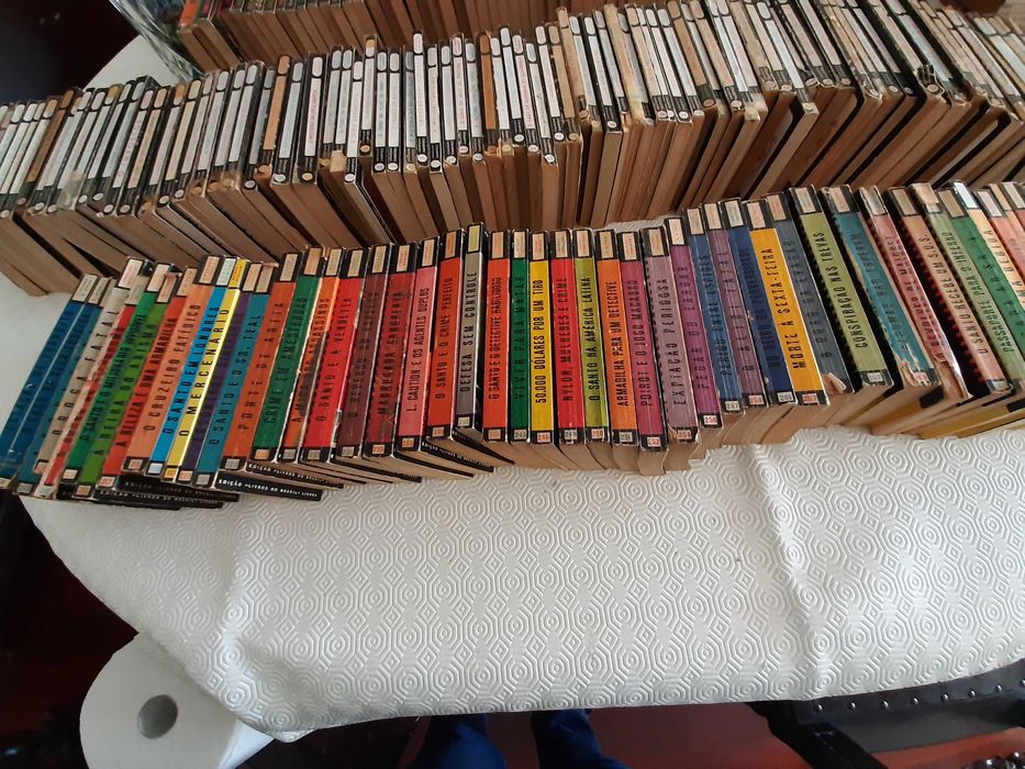 Livros policiais - coleção Vampiro