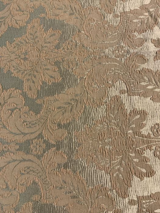 Colcha emdamasco dourado