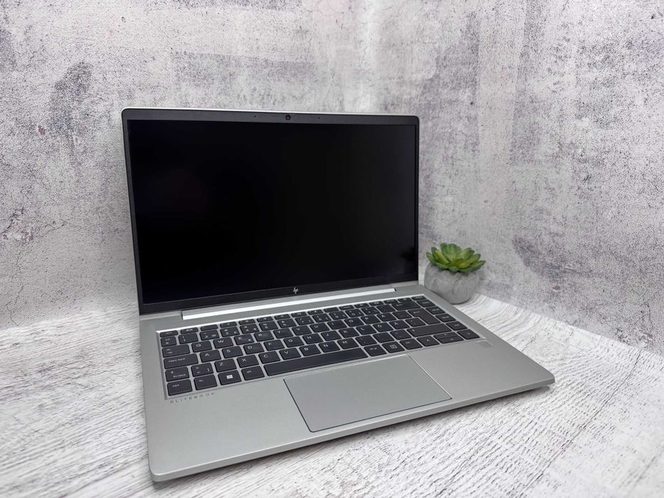 Ноутбук HP EliteBook 645 G9 Full HD AMD Ryzen 5 5625U 8 GB\SSD 512 GB