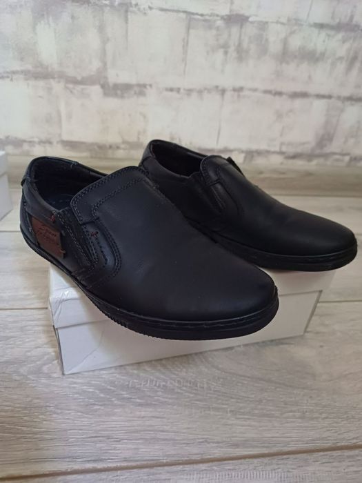 Туфли, тапочки Waldi и резиновые сапожки на мальчика 31 размер