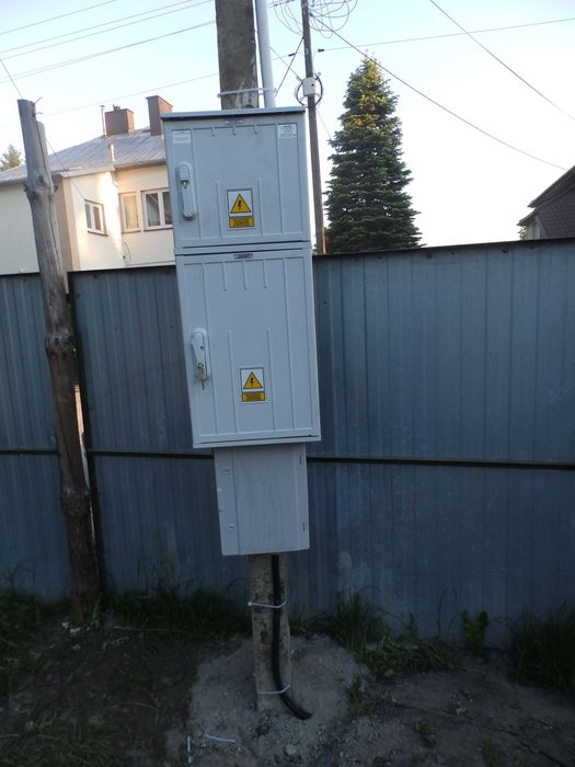 Elektryk , przyłącza , prowizorki budowlane , Usługi elektryczne