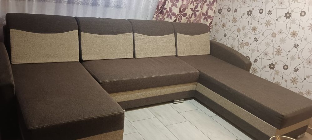 Narożnik w kształcie litery