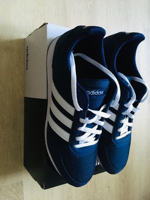 Sapatilhas Adidas VRacer 2.0