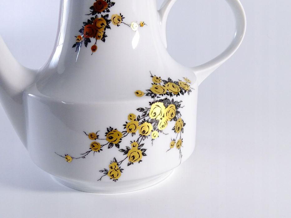 piękny dzbanek porcelanowy henneberg