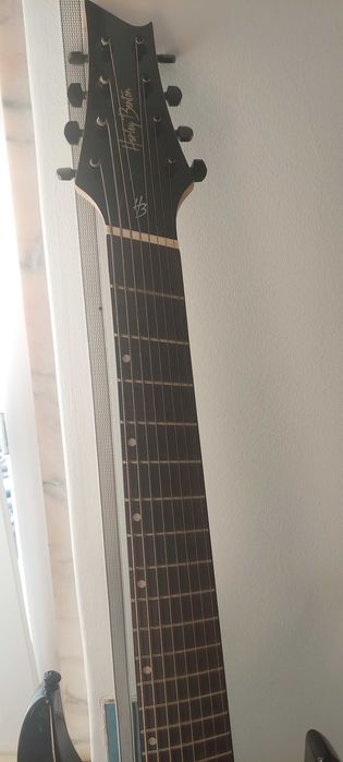 Guitarra 8 cordas