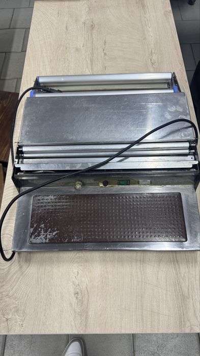 Гарячий стіл для стрейч плівки б/в