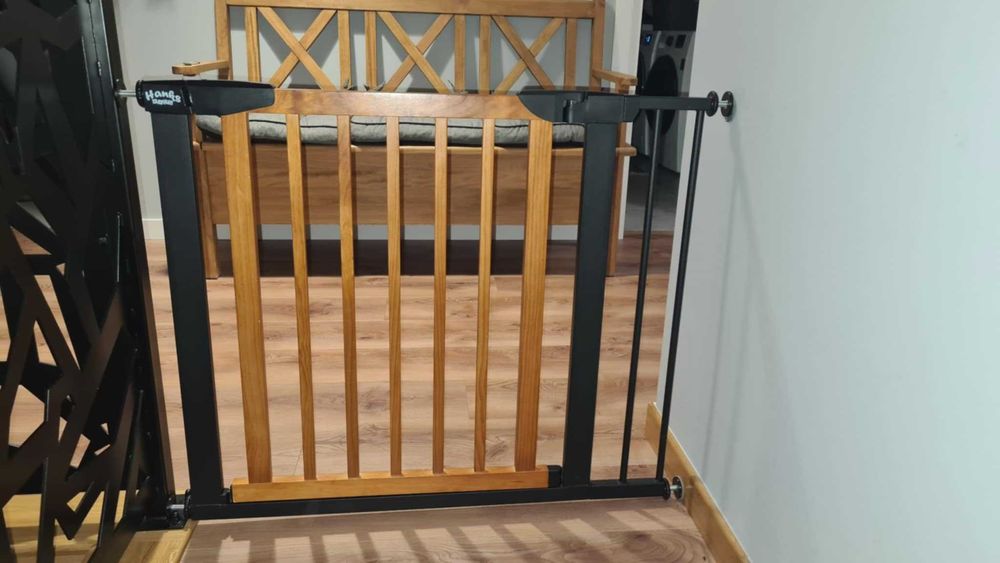 Bramka zabezpieczajaca na schody