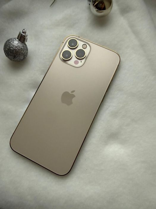 Продам айфон 12 pro Max