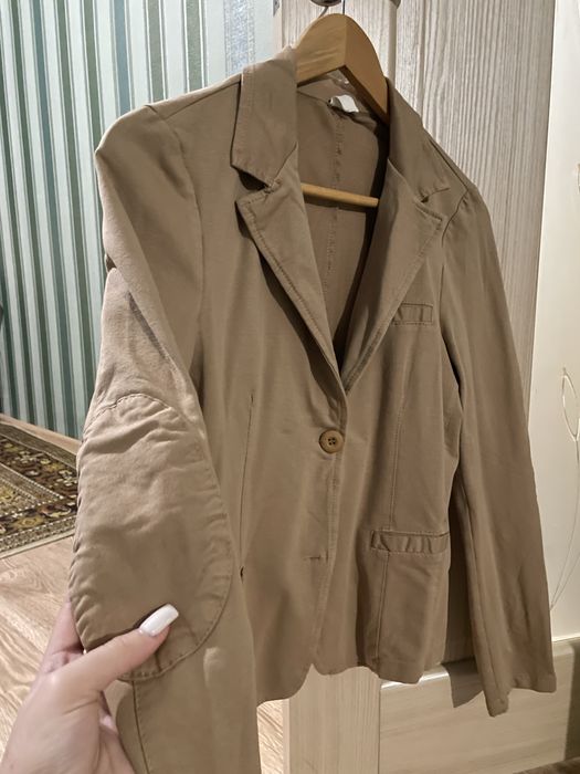 2 шт жіночих кофтинок під піджак