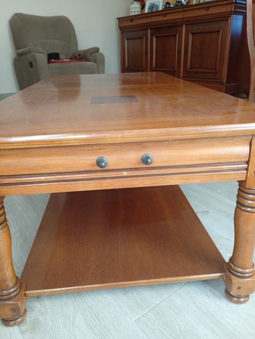 Mesa de centro em madeira