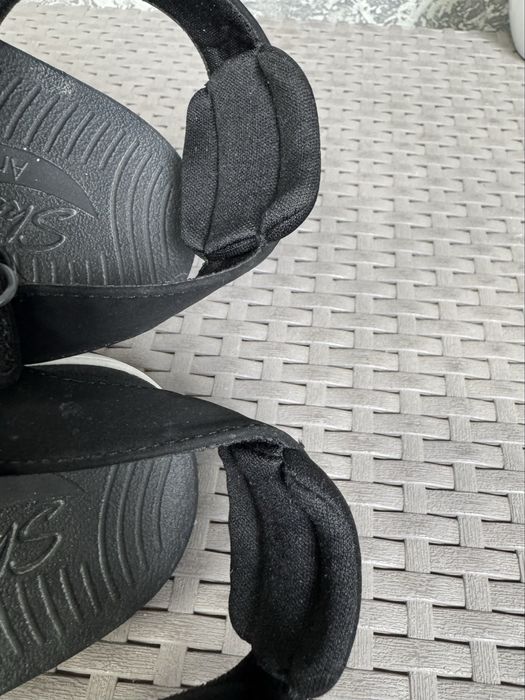 Skechers Arch Fit сандали босоножки 42 размер женские черные