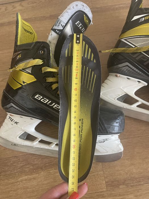 Ковзани хокейні