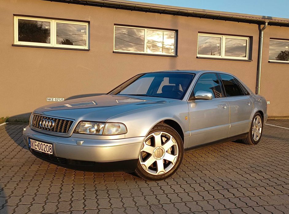 Audi S8 D2 4.2 V8 340 KM