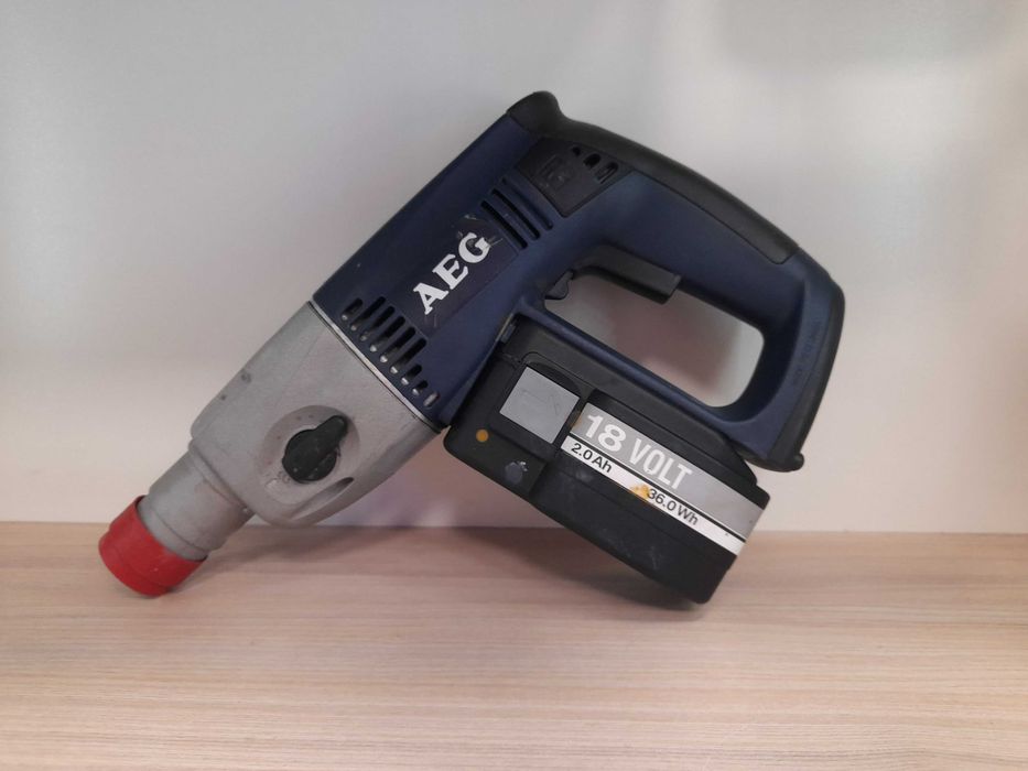 Młotowiertarka akumulatorowa AEG PN 18 X, 18V 2Ah, 1,9 J