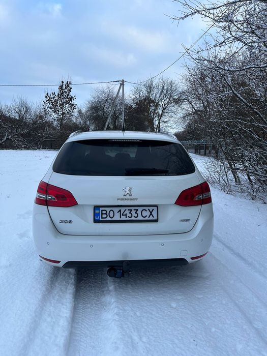 Продам Peugeot 308swt9 рік 2015 1.6t дизель