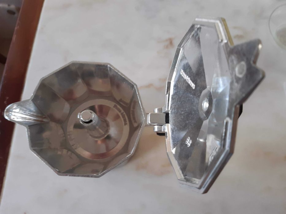 Cafeteira Andorra Express, Made in Italy, sem uso