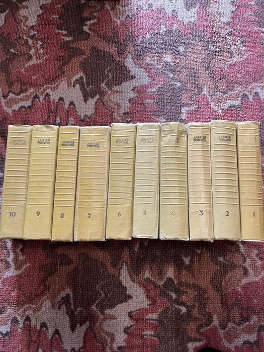 Продам книги томами