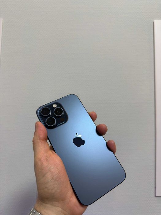 iPhone 15 Pro Max ESIM 256/512GB/1TB    Blue/Black/Natural Titan