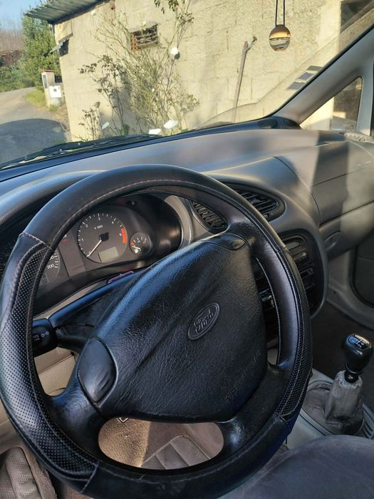 Ford Galaxy 1.9 TD