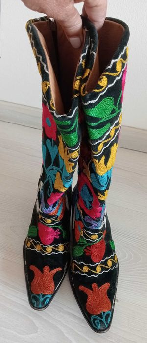 Botas originais Suzani