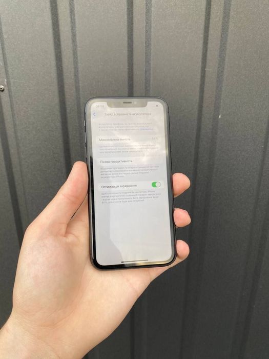 Продам айфон 11 128