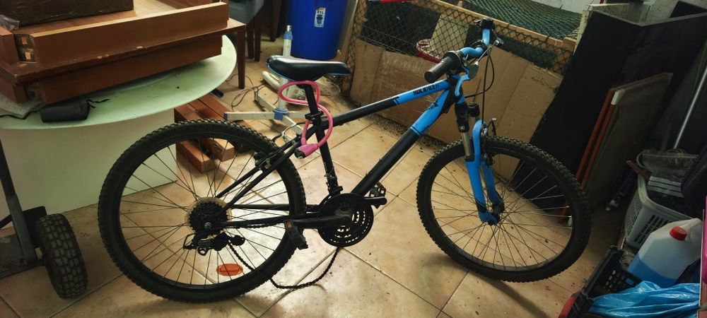 Bicicleta usado pouco uso
