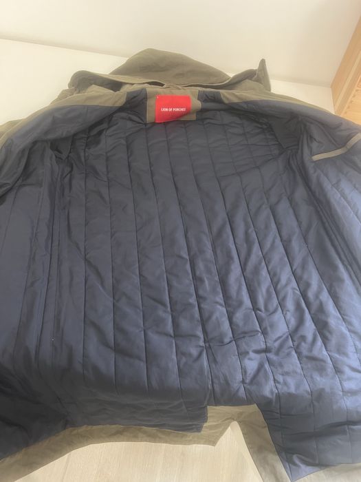 Japona comprida verde militar usada em otimo estado