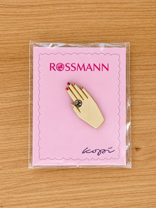 Rossmann pin dłoń