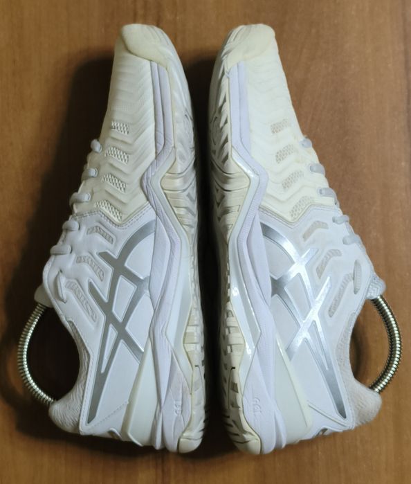 Кросівки для волейболу/гандболу/сквошу/тенісу Asics Gel Resolution 7