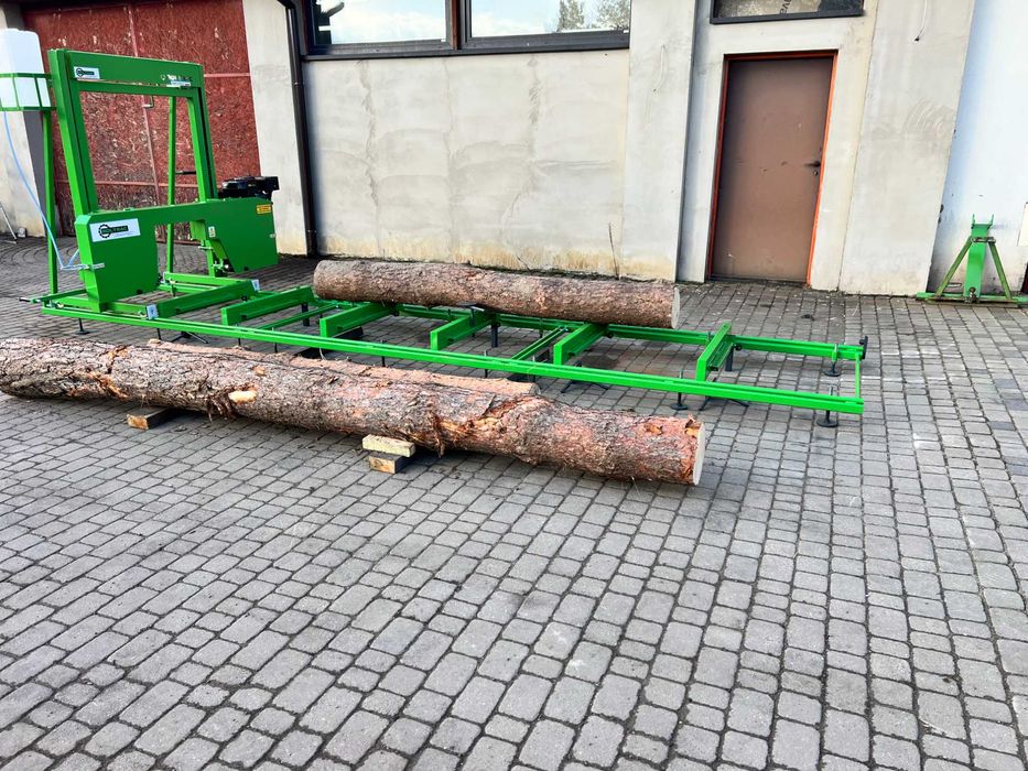 Trak taśmowy R-70 ROLTRAC spalinowy pilarka taśmowa