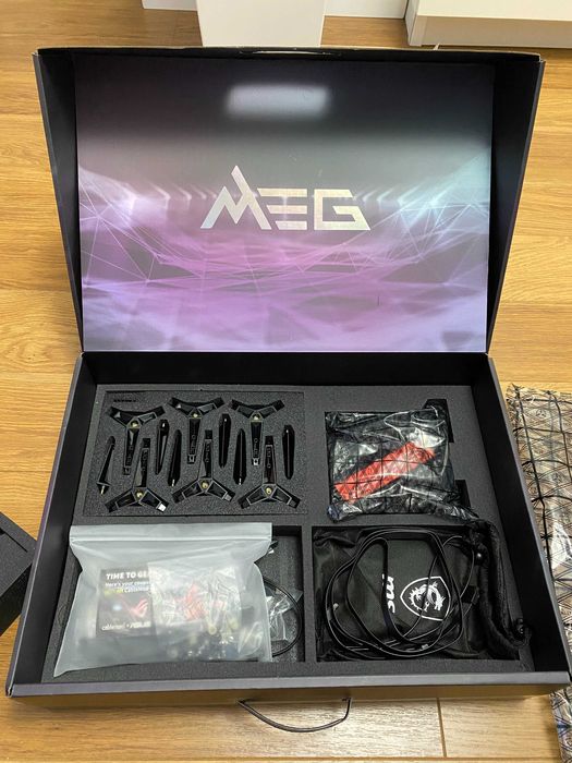 материнка MSI MEG Z590 GODLIKE + CPU i9 11900K LGA1200 + ASUS ROG 360