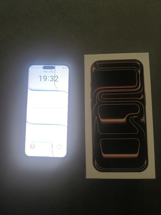 Smartfon i17 pro max