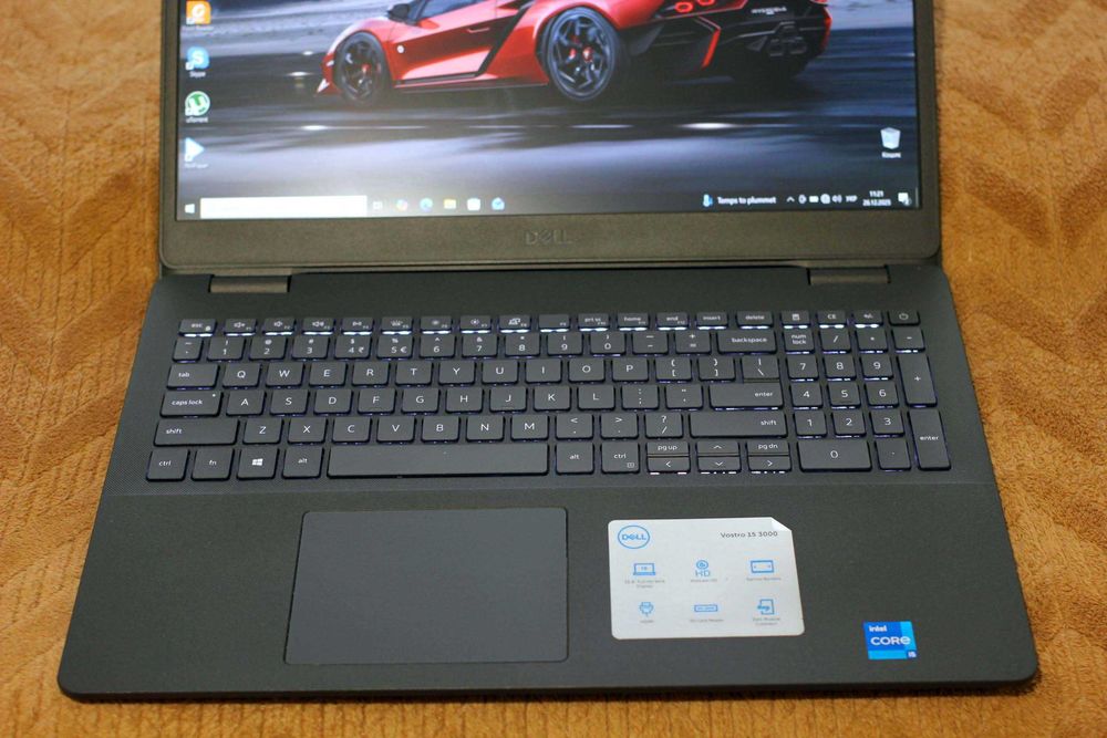 DELL Vostro 3500/2022г/i5-1135G7/Видео 4GB/16GB/SSD256/АКБ5ч/15 ipsFHD