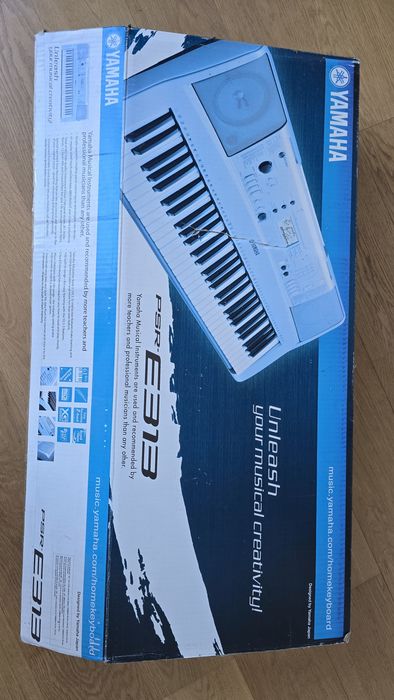 Keyboard Yamaha PSR-E313. W pełni sprawny.