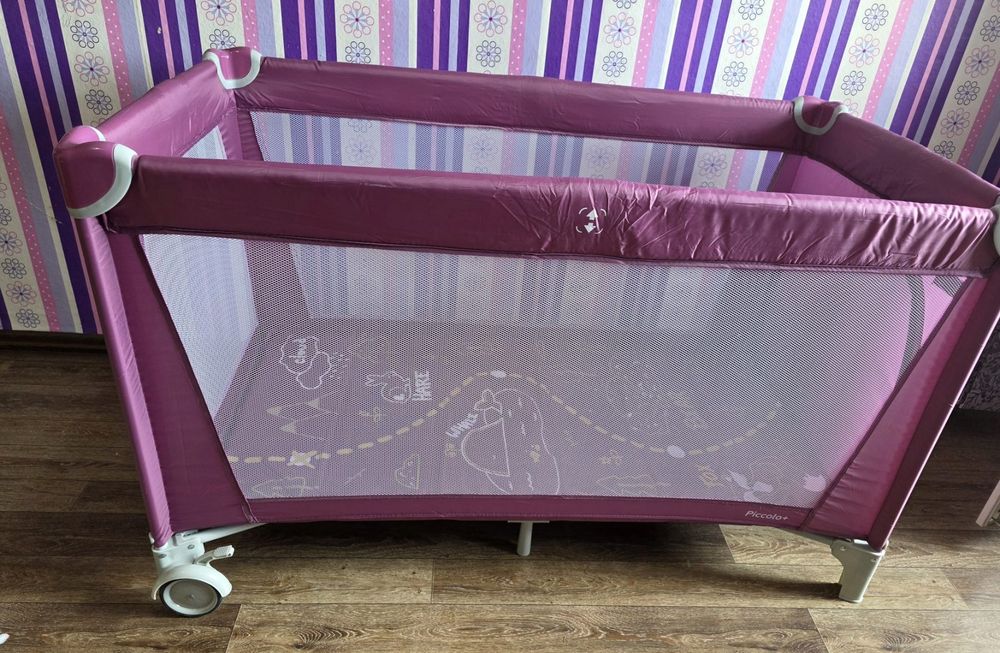 Дитячий манеж-ліжко Carrello Piccolo+ (Orchid Purple) у чудовому стані