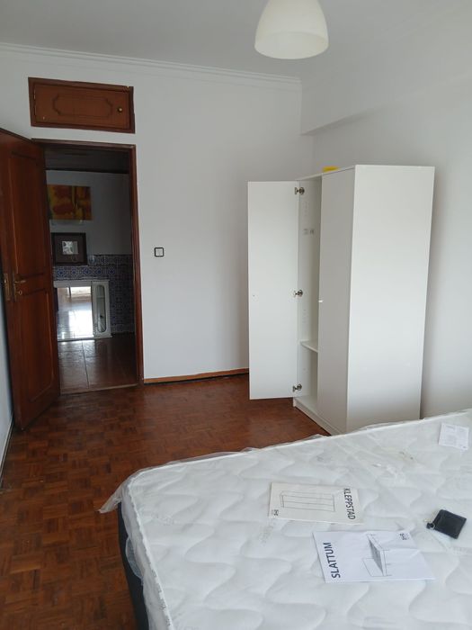 Quarto para arrendamento