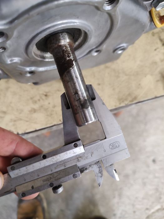 Silnik Kawasaki fj100d poziomy wał 16mm Oryginalny